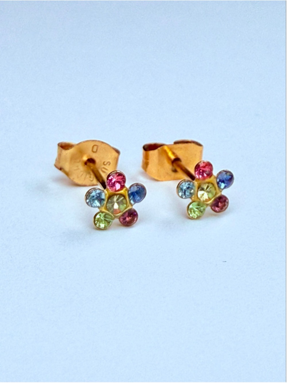 14K Solid Yellow Gold Inverness Multi Color Crystal Daisy Flower Stud Earrings - Picture 2 of 7